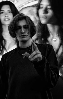 ты одной ногой в могиле 