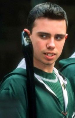 В спальне Маркуса Флинта.