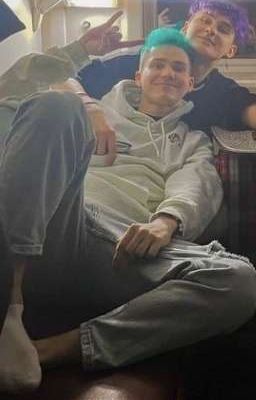 Твоя ревность заставила меня любить тебя.. (мегафон) 