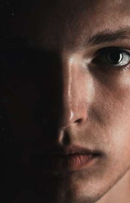 Человек с двумя лицами