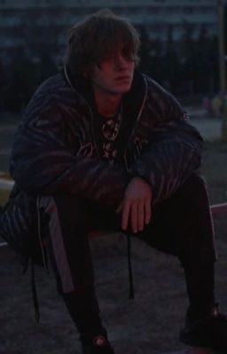 Кисам тоже бывает сложно