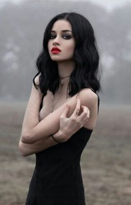 **Говорящая с Призраками**