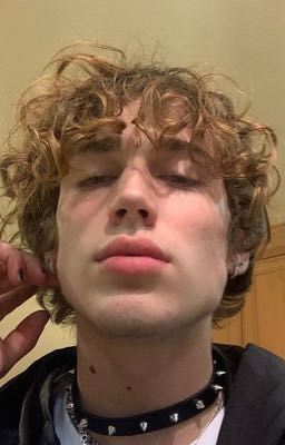 летний лагерь-новые знакомства/любовь