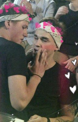 |РУСЛИК| Ты делаешь мне больно..