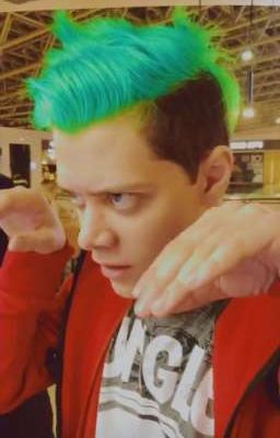 как он меня бесит но я его ❤😘люблю