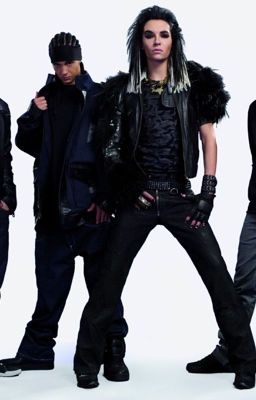 Любовь с каплей пиара. (Редактируется)