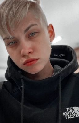 Тёплые руки любимой| дарья поцелуева