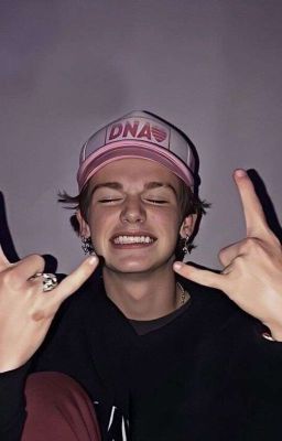 Я твой отчим малышка...