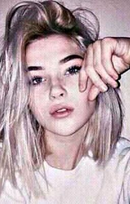 Пошлая стерVa и дерзкая девочka.