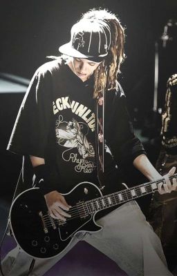 цепями и нитями. Том Каулитц 18+