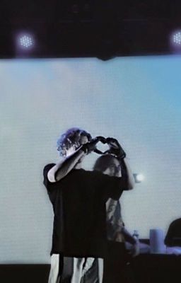 На крыше многоэтажки...