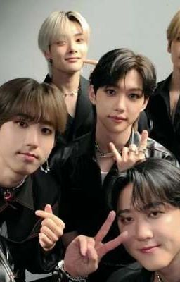 9 участница Stray kids