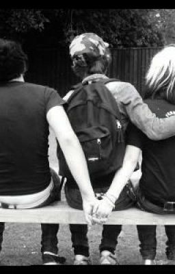 Класс:Любовный Треугольник