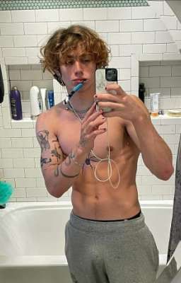 малышка хакера.