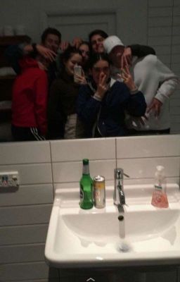 Любовь , дружба - судьба Подружек