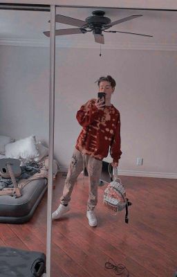 Весёлая малышка🥺