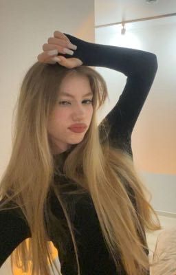 богатая жизнь,не всегда может быть  проста.