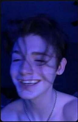 Две Стороны Луны