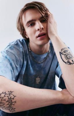 первая любовь.