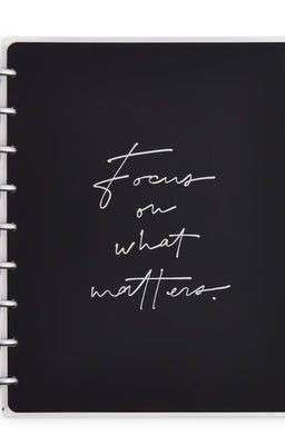 Дневник, найденный в заброшенном бомбоубежище.