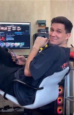 может больше чем друзья...