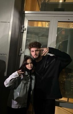 Хроники ночного клуба и потерянной туфельки (или чего-то большего)