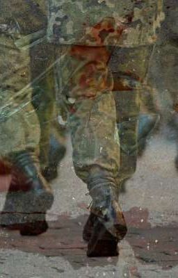 Безумное лицо напротив