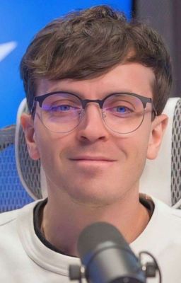 Учитель и директор.........