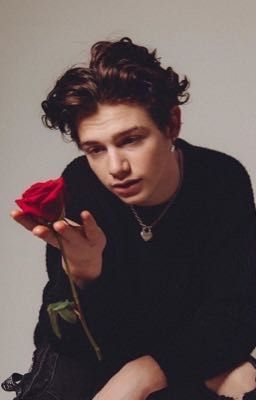 одна роза...