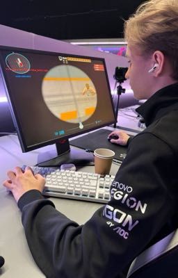 Я забыл цвет твоих глаз/ MONESY 18+