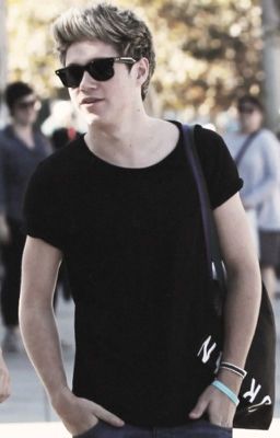 Прости, но я уже заметил тебя...