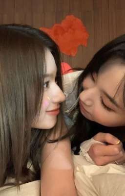 Сана и её недоподруга