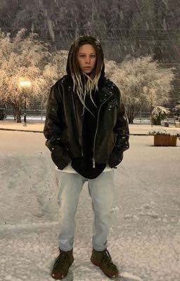 ты чего такая злая то? ^ Штрэфонд