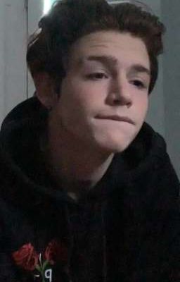 малышка любит диллера