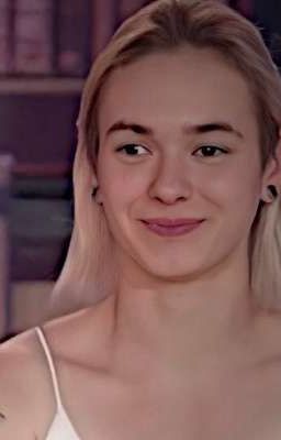 Ты что то больше чем подруга.. 